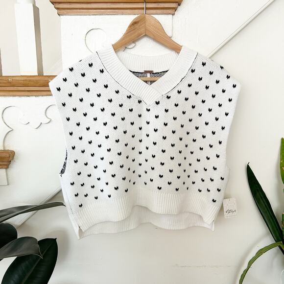 NWT Free People Easy Street Sweater Vest Ivory Knit Sleeveless Cropped Size XS - Picture 2 of 8